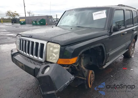 2007 Jeep Commander Sport из США, поврежденный, VIN 1J8HG48K47C620072